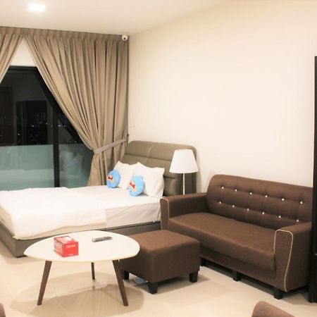 Suasana Suite Cozy JB TOWN Johor Bahru Bagian luar foto