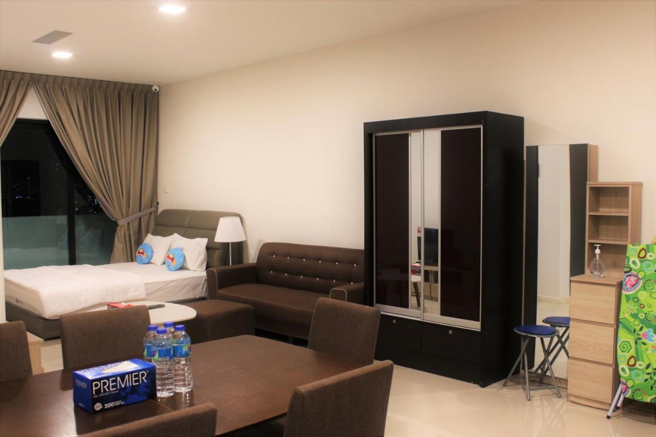 Suasana Suite Cozy JB TOWN Johor Bahru Bagian luar foto